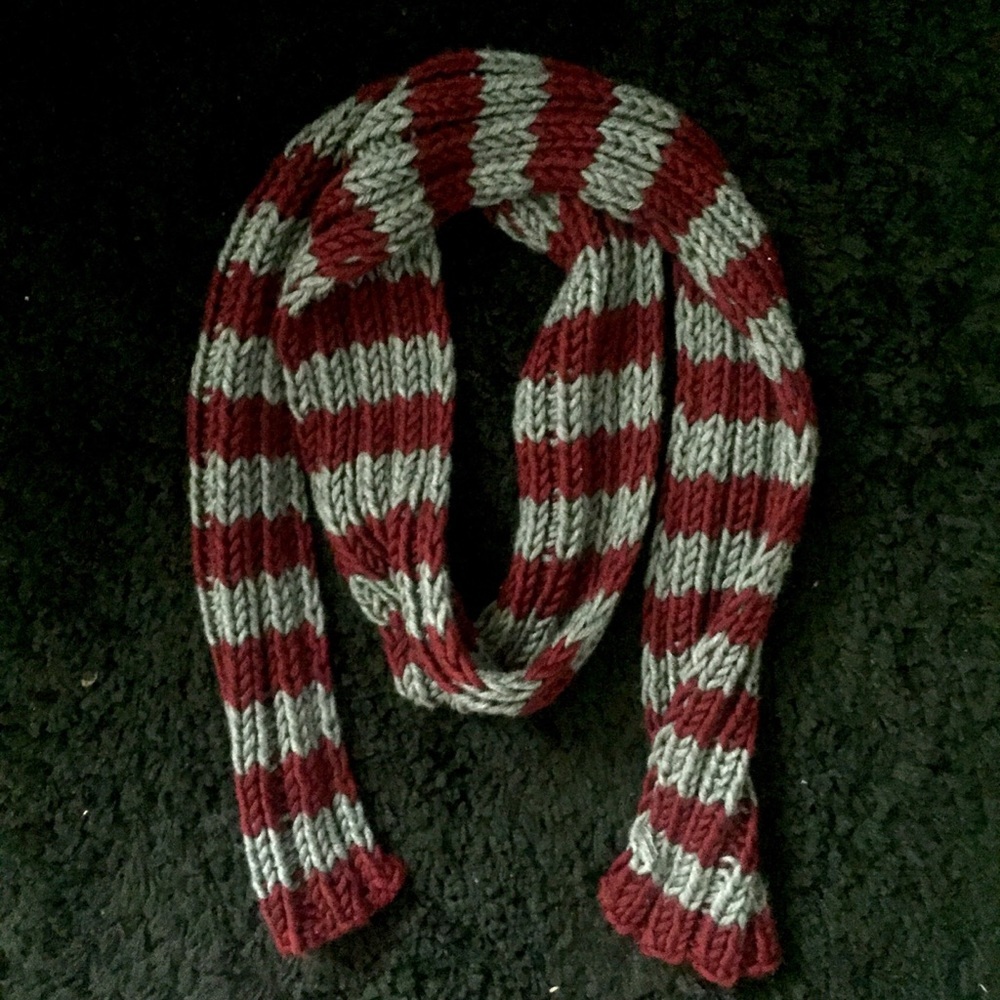 $88 Buji Baja wool scarf :soft & warm Barneys